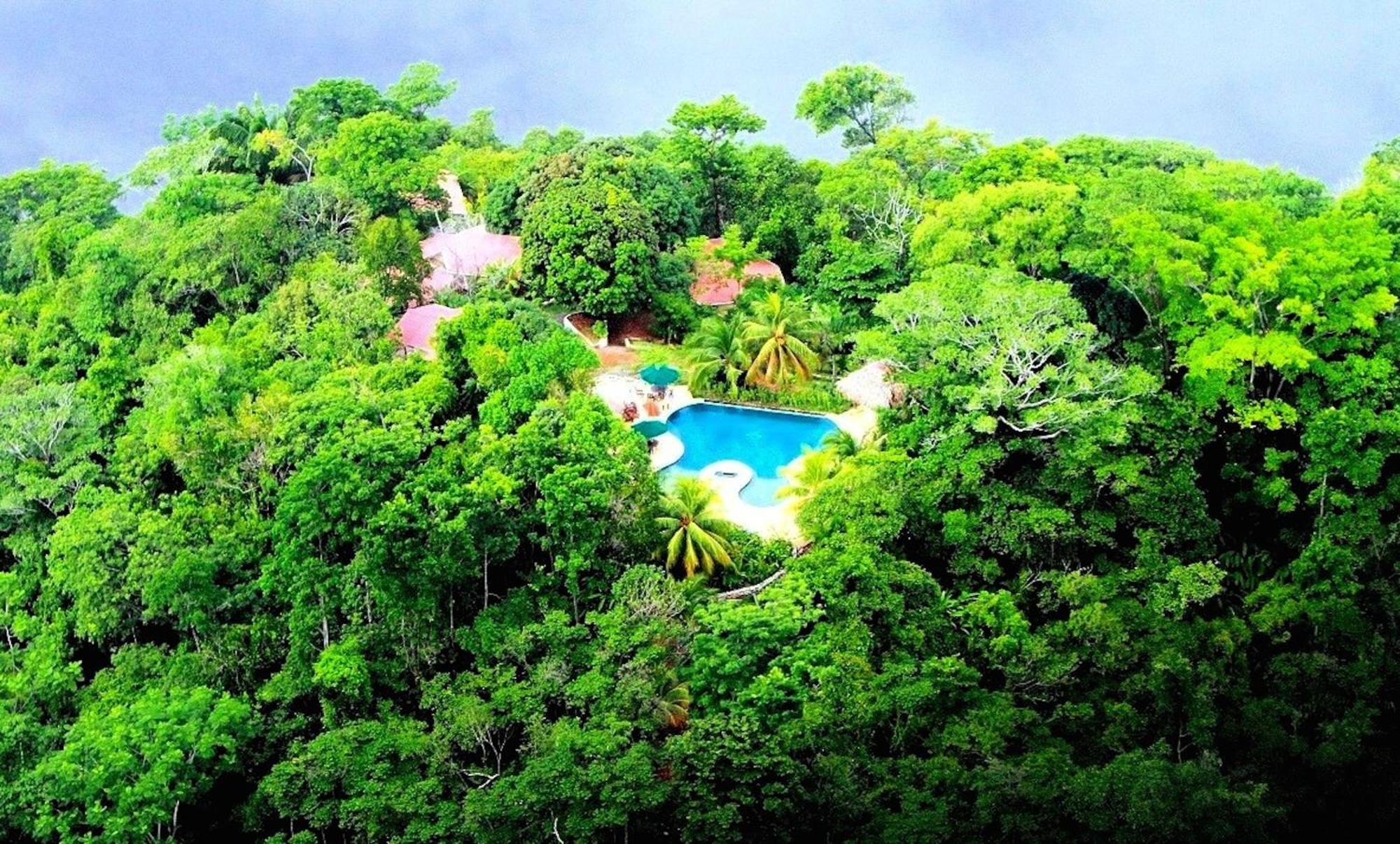 Lagunavista Villas Carate Exteriör bild